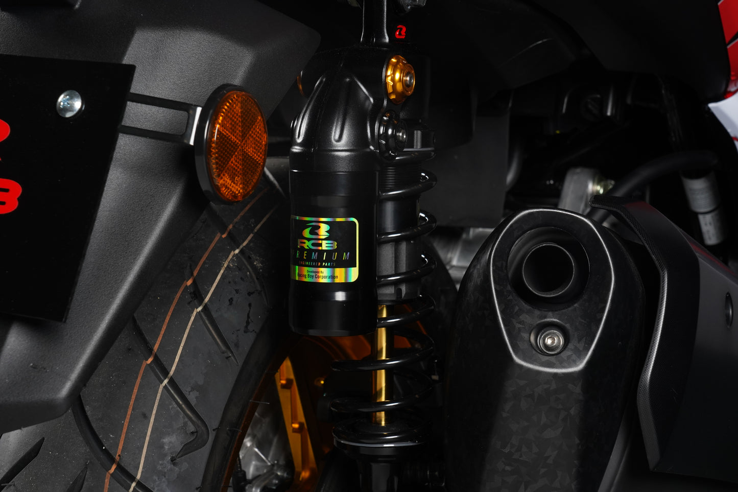 RCB VR Series Rear Shock Absorber Set